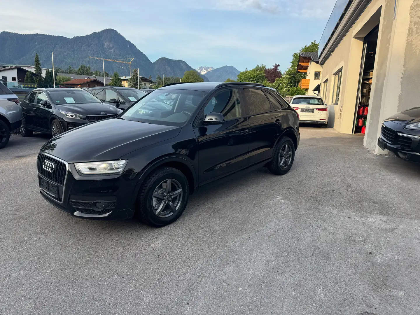 Audi Q3 2.0 TDI Nero - 2