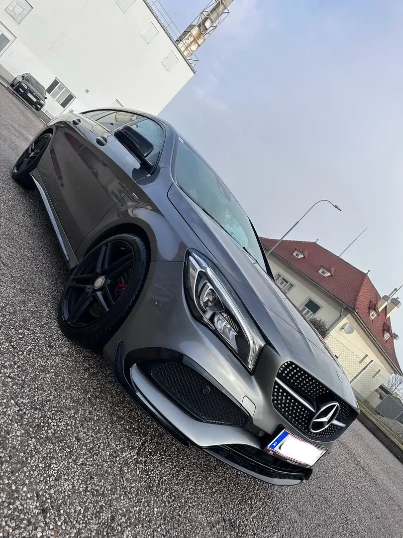 Mercedes-Benz CLA 250 Shooting Brake Aut. Sport 4matic AMG - 2
