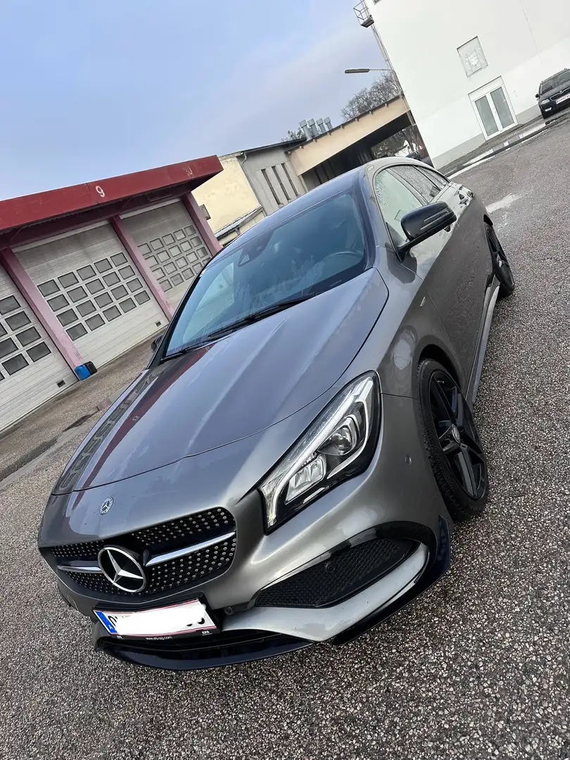 Mercedes-Benz CLA 250 Shooting Brake Aut. Sport 4matic AMG - 1