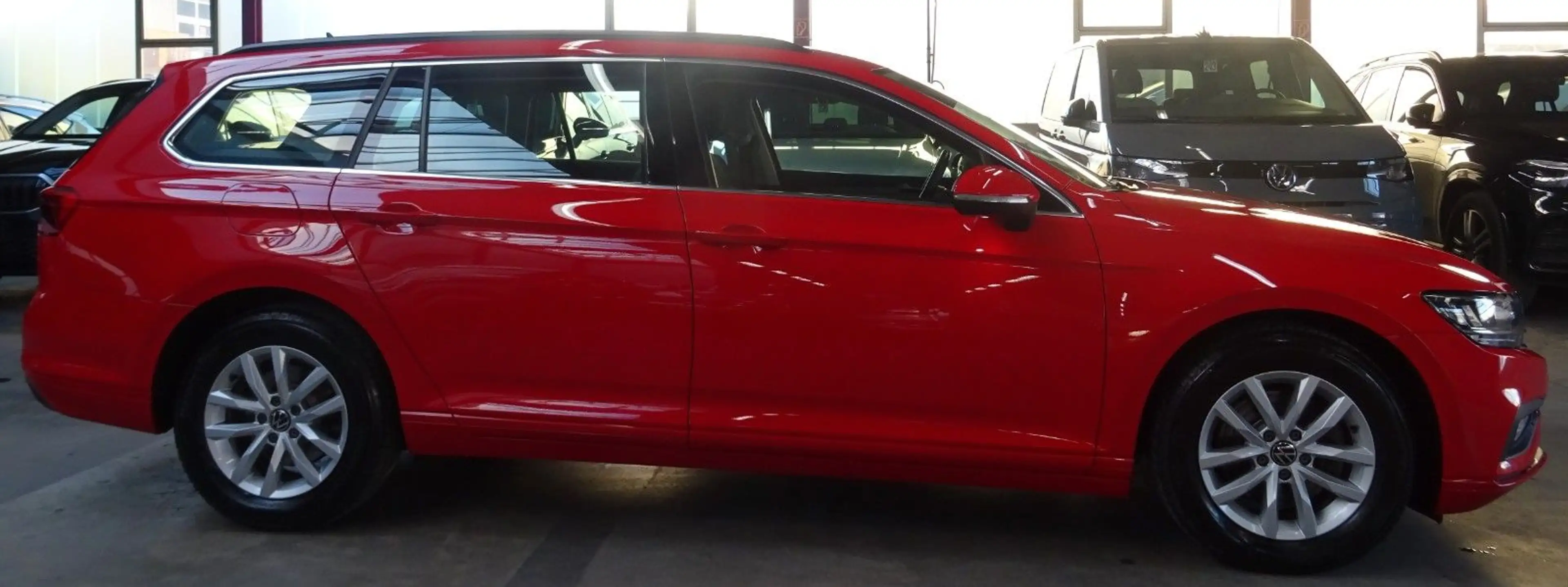 Volkswagen Passat Variant PASSAT 2.0 TDI CL.*DIGITAL*AHK*ACC*CAM*MASSAGE* — photo 5