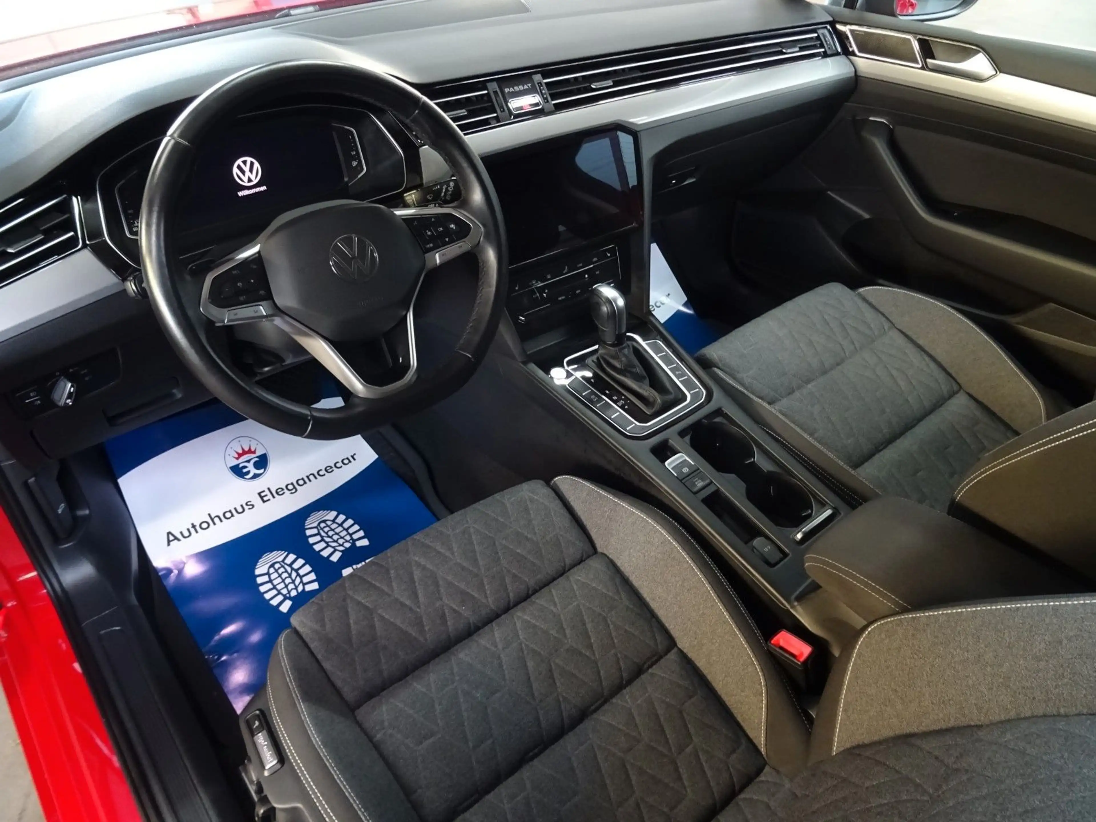 Volkswagen Passat Variant PASSAT 2.0 TDI CL.*DIGITAL*AHK*ACC*CAM*MASSAGE* — photo 10