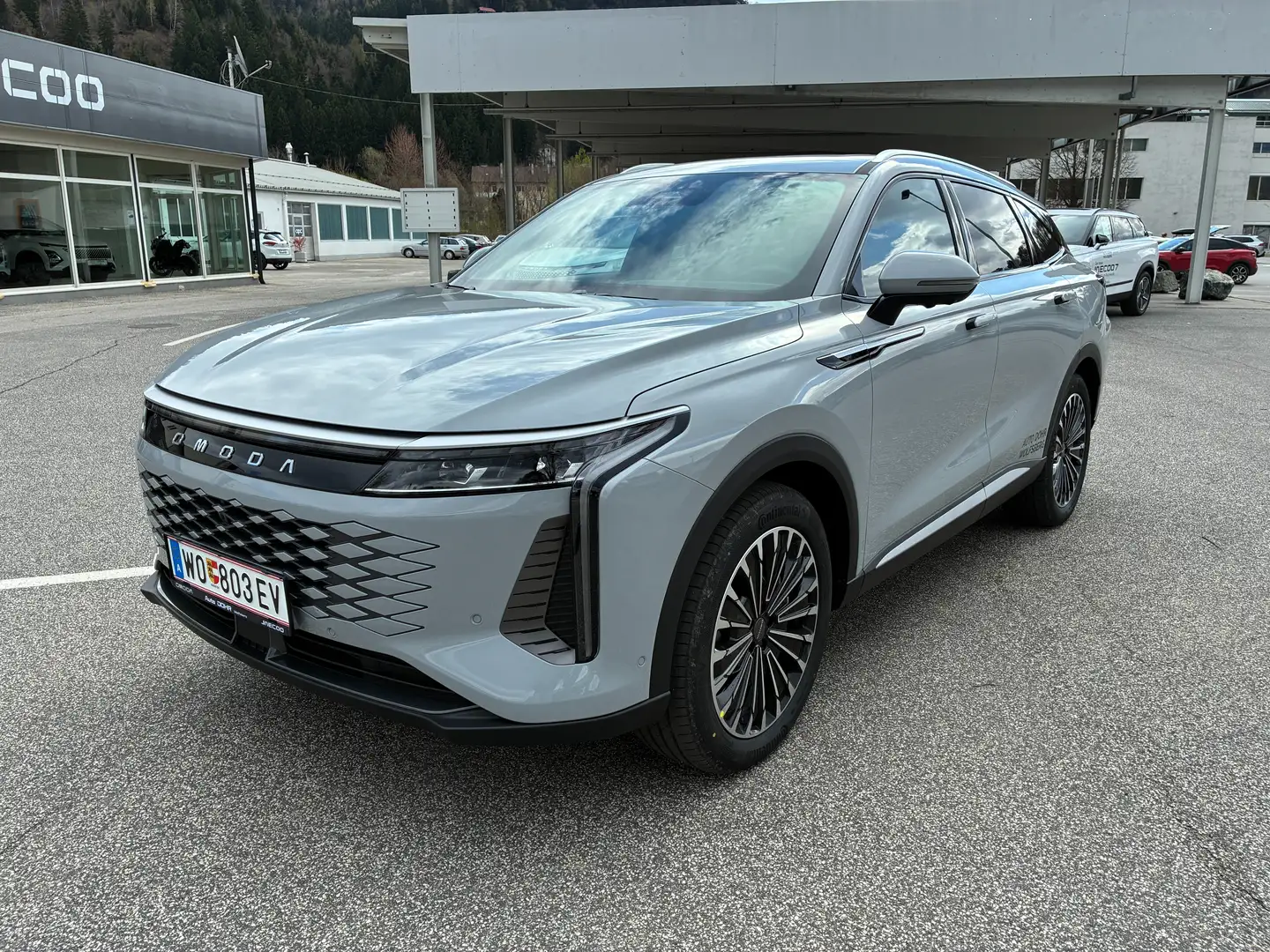 Omoda 9 9 PHEV 1.5TGDi Premium Line AWD (395kw) Gris - 1