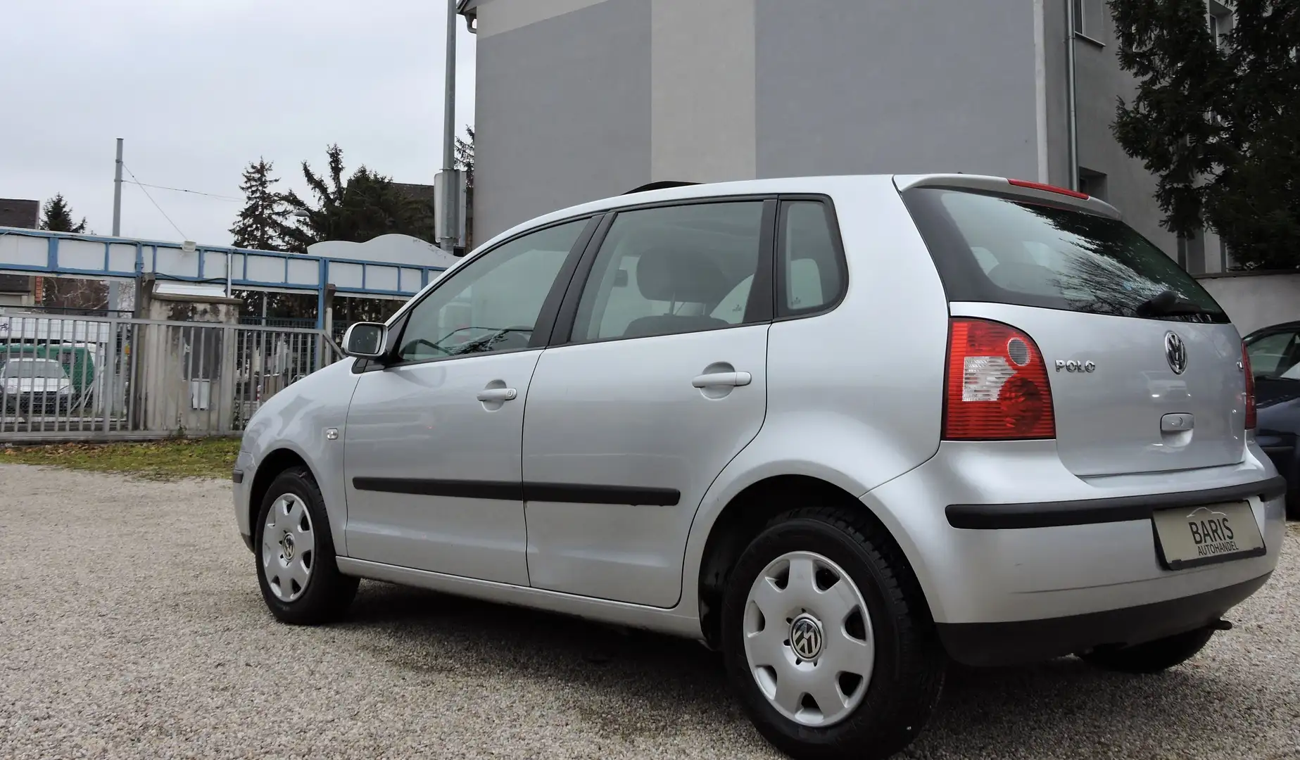 Volkswagen Polo Cool Family 1,4 Grau - 2