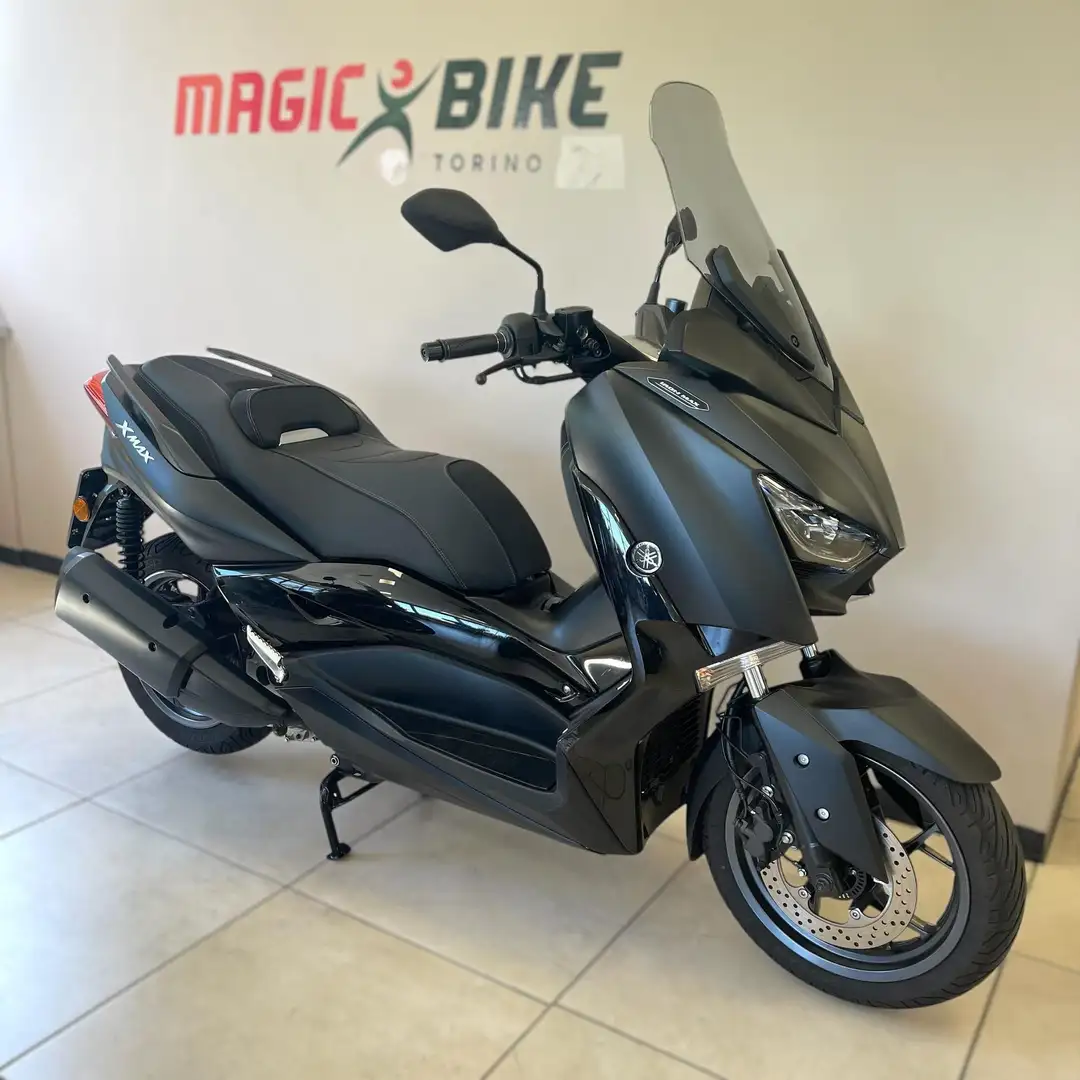 Yamaha X-Max 300 - 1