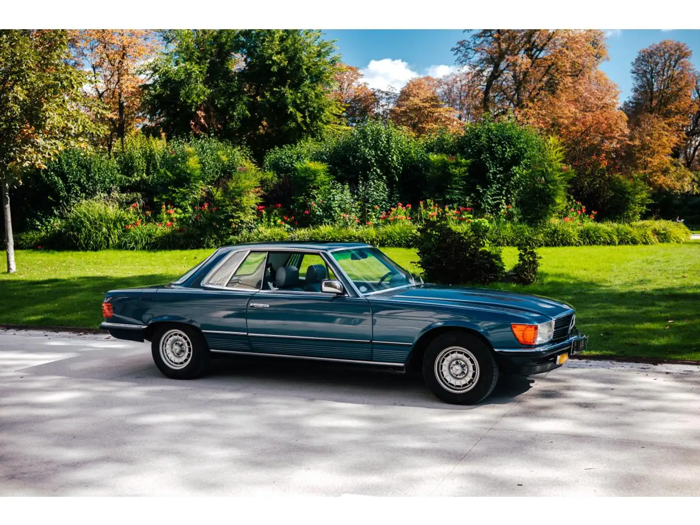 Mercedes-Benz 280 SLC Blauw - 1