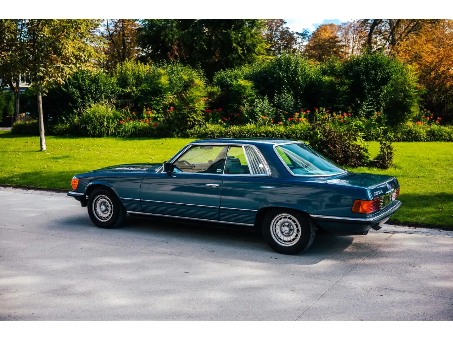 Mercedes-Benz 280 SLC Blauw - 2