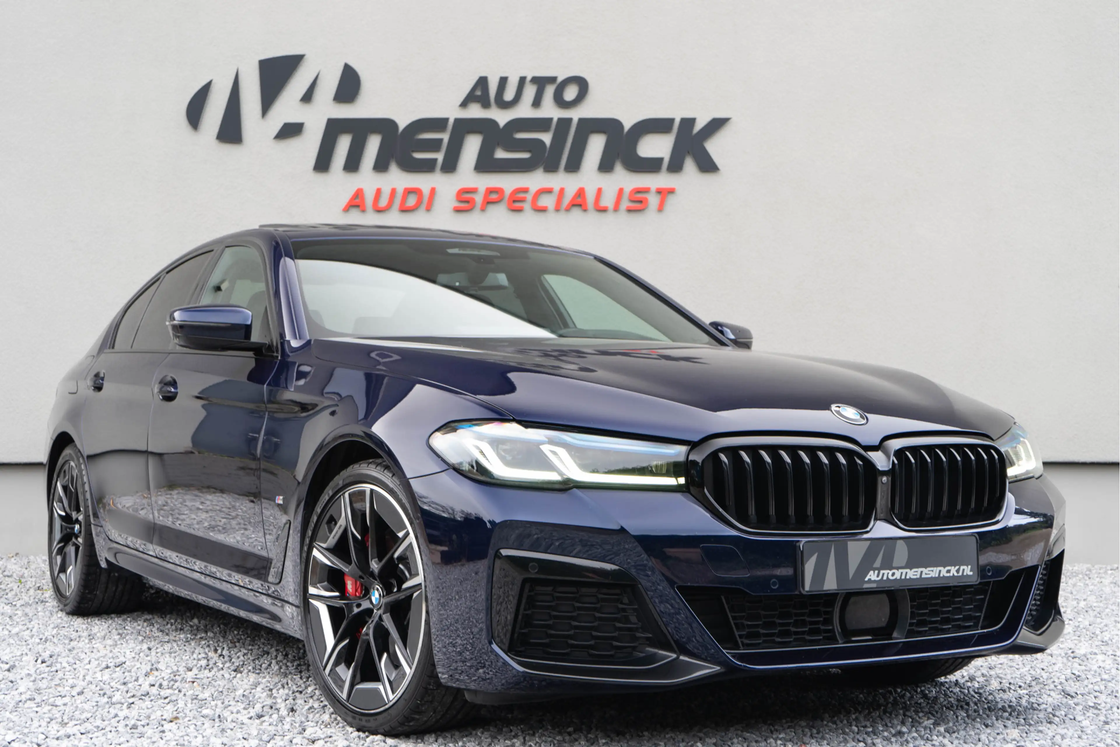 BMW 530 5-serie 530e M Sport / M Sportstoelen/ Schuif-kant
