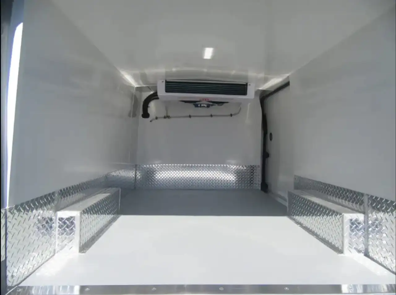 Ford Transit снимка Ford Transit