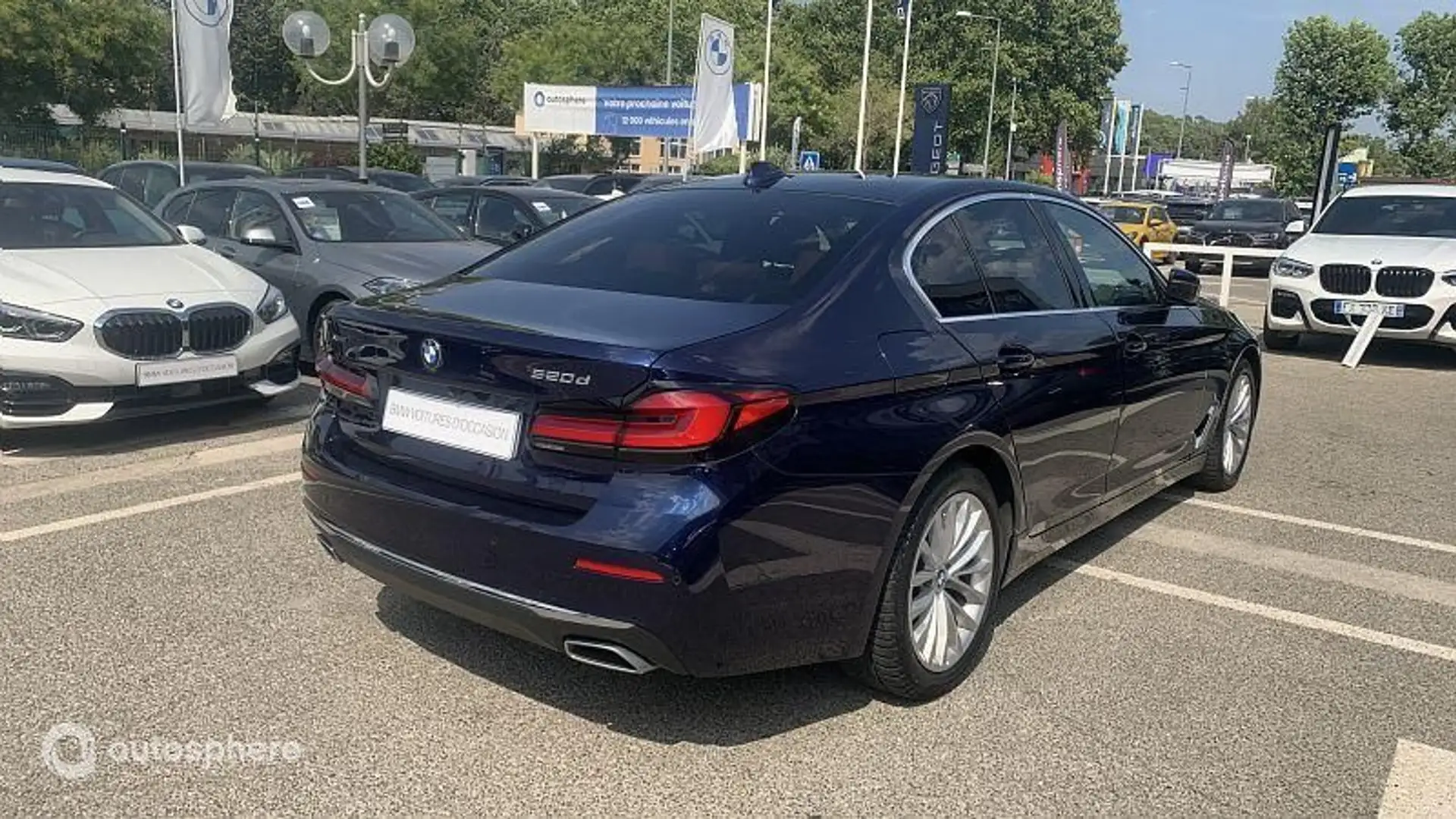 BMW 520 520dA xDrive 190ch Luxury Steptronic - 2