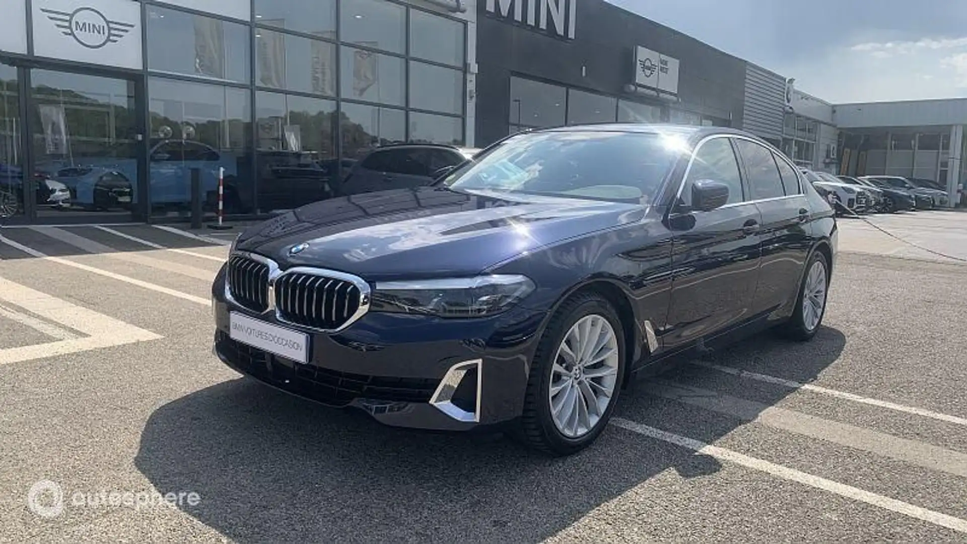BMW 520 520dA xDrive 190ch Luxury Steptronic - 1
