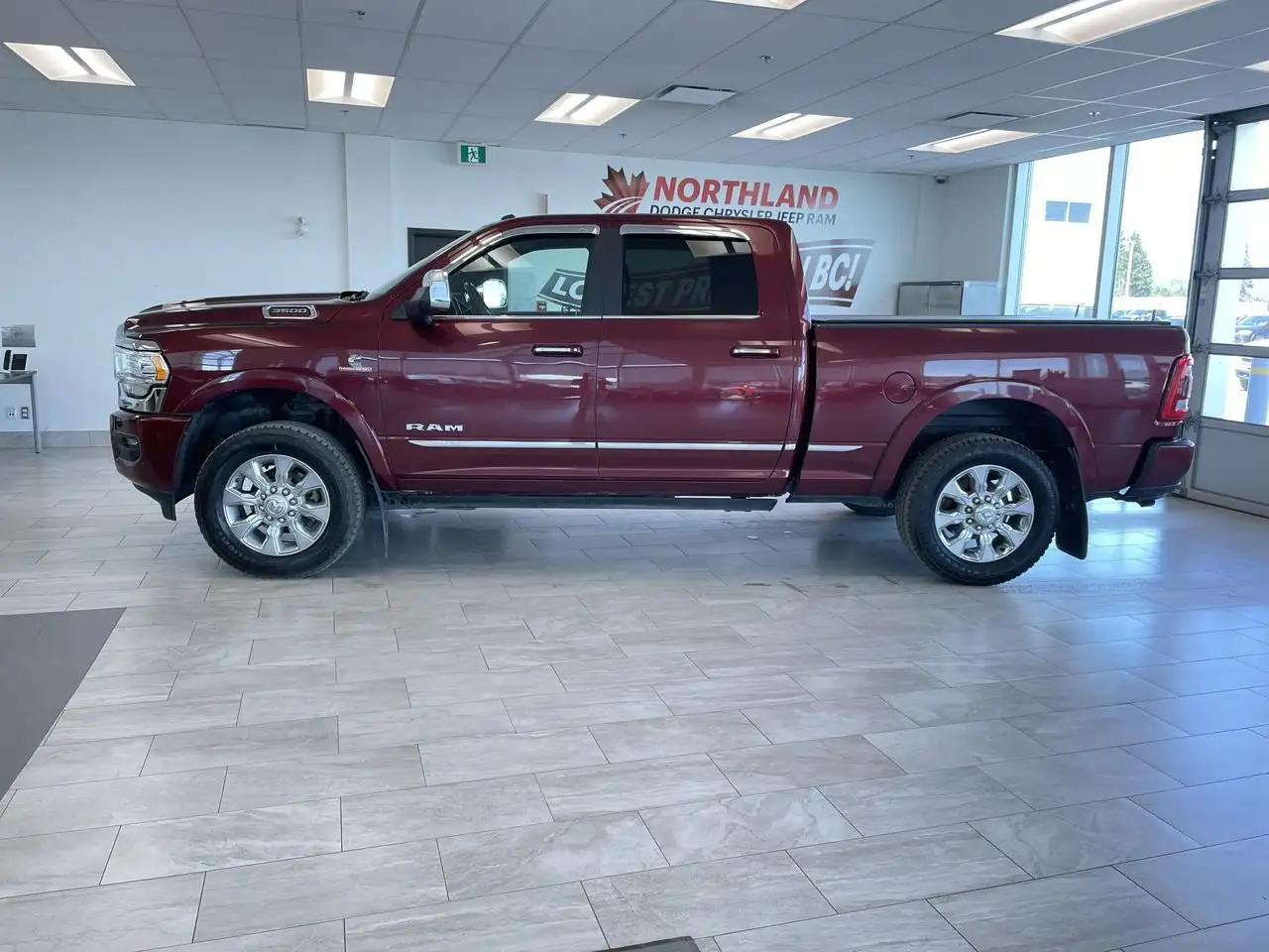 RAM 3500 снимка RAM 3500