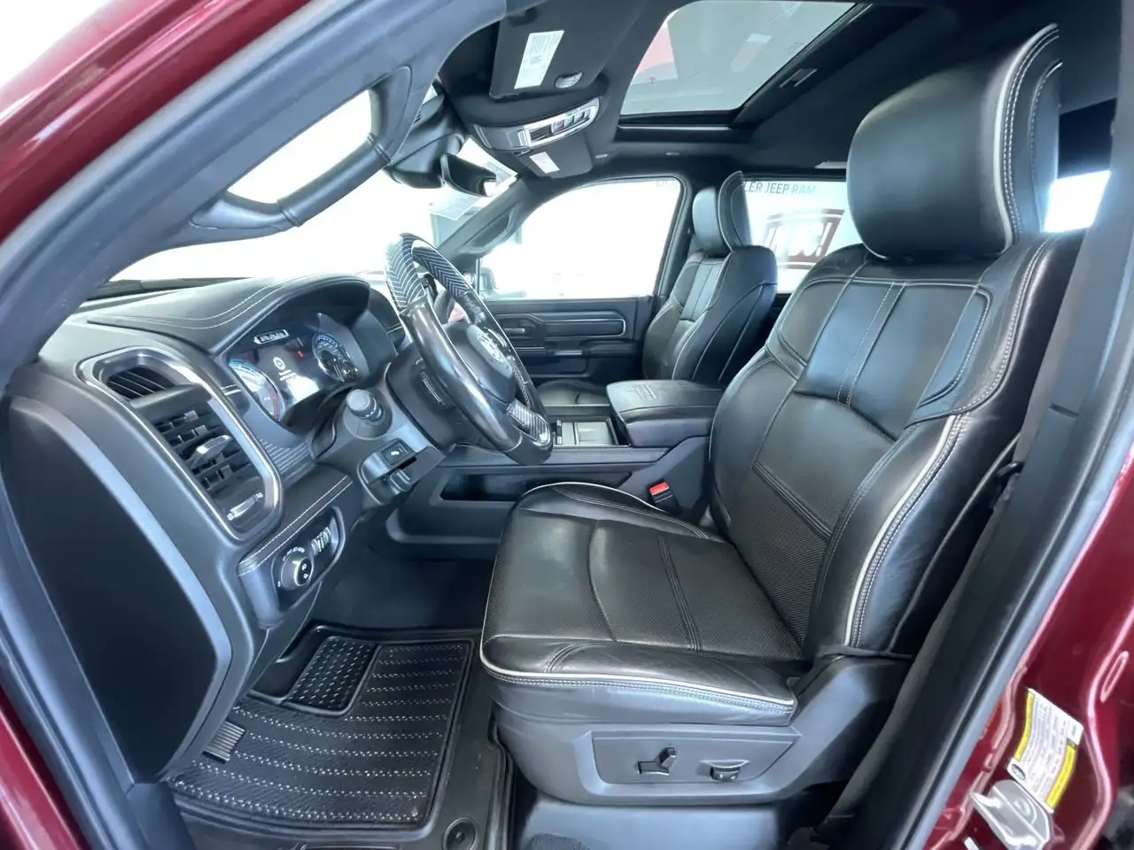 RAM 3500 снимка RAM 3500