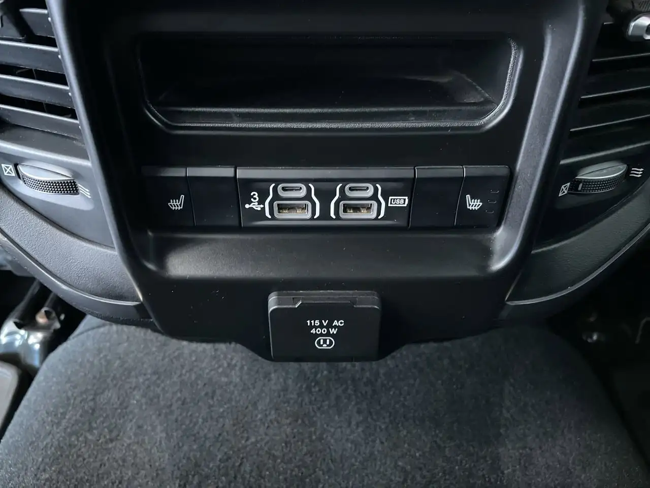 RAM 3500 снимка RAM 3500
