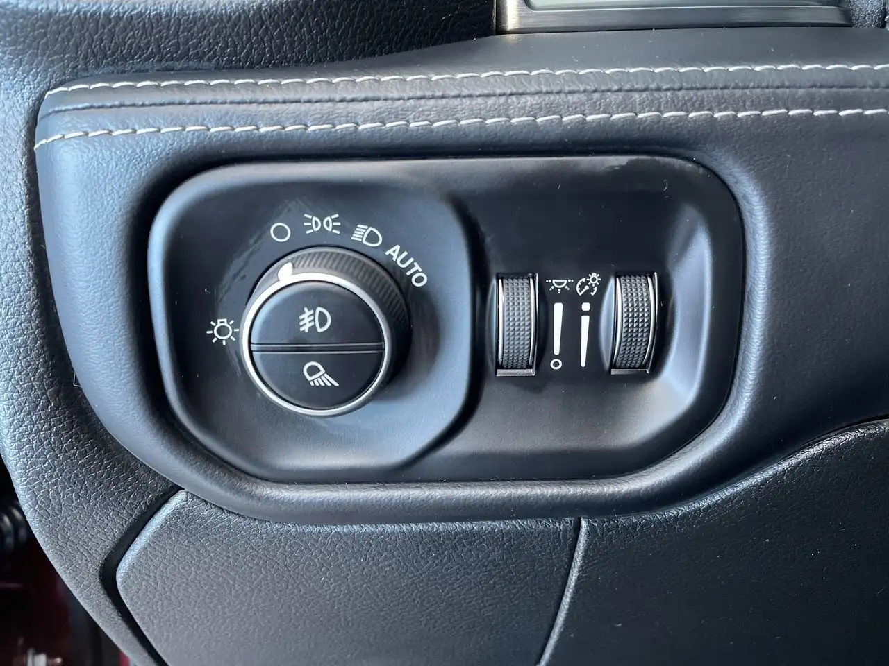 RAM 3500 снимка RAM 3500
