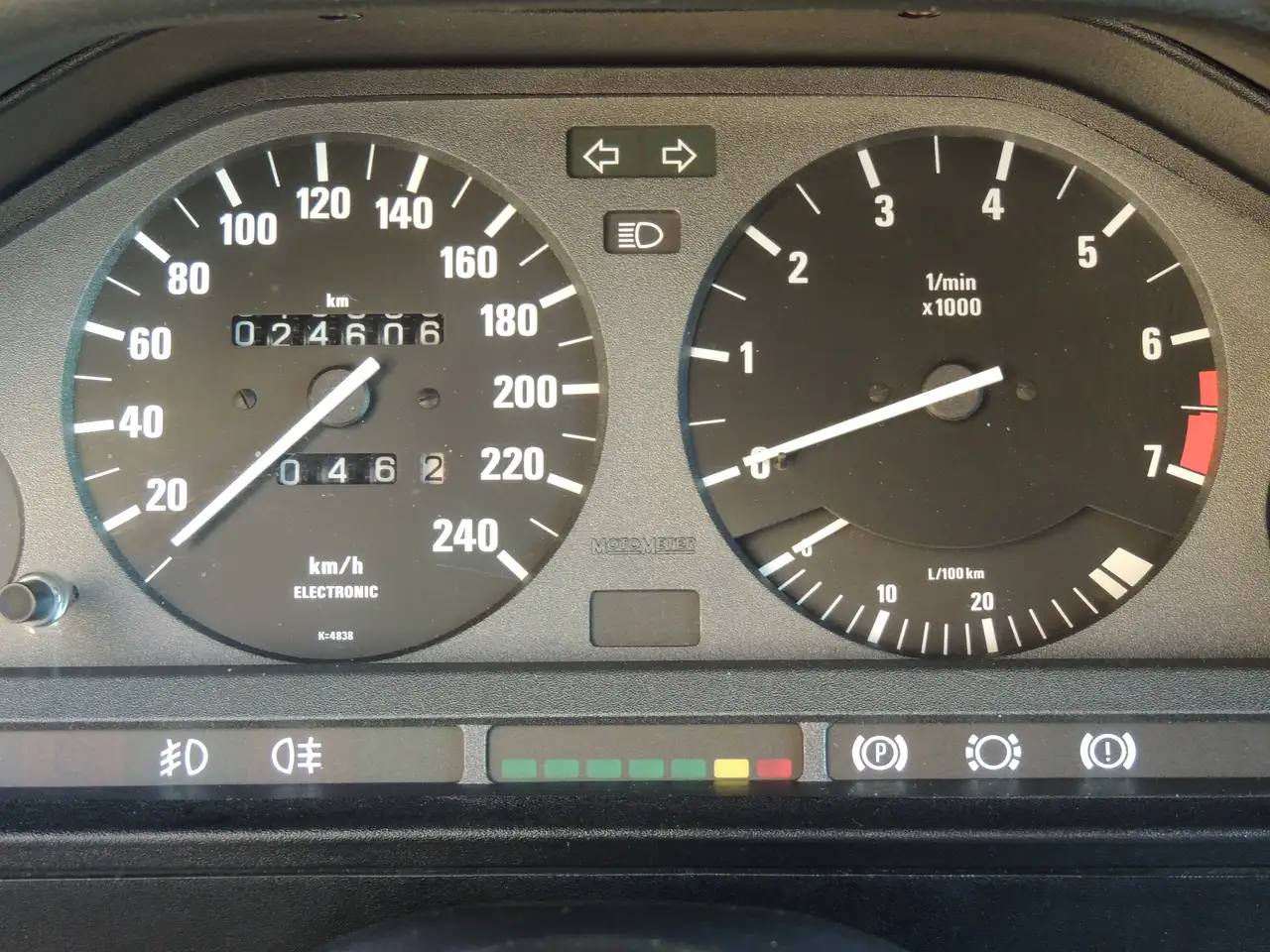 BMW 318 is, foto 6