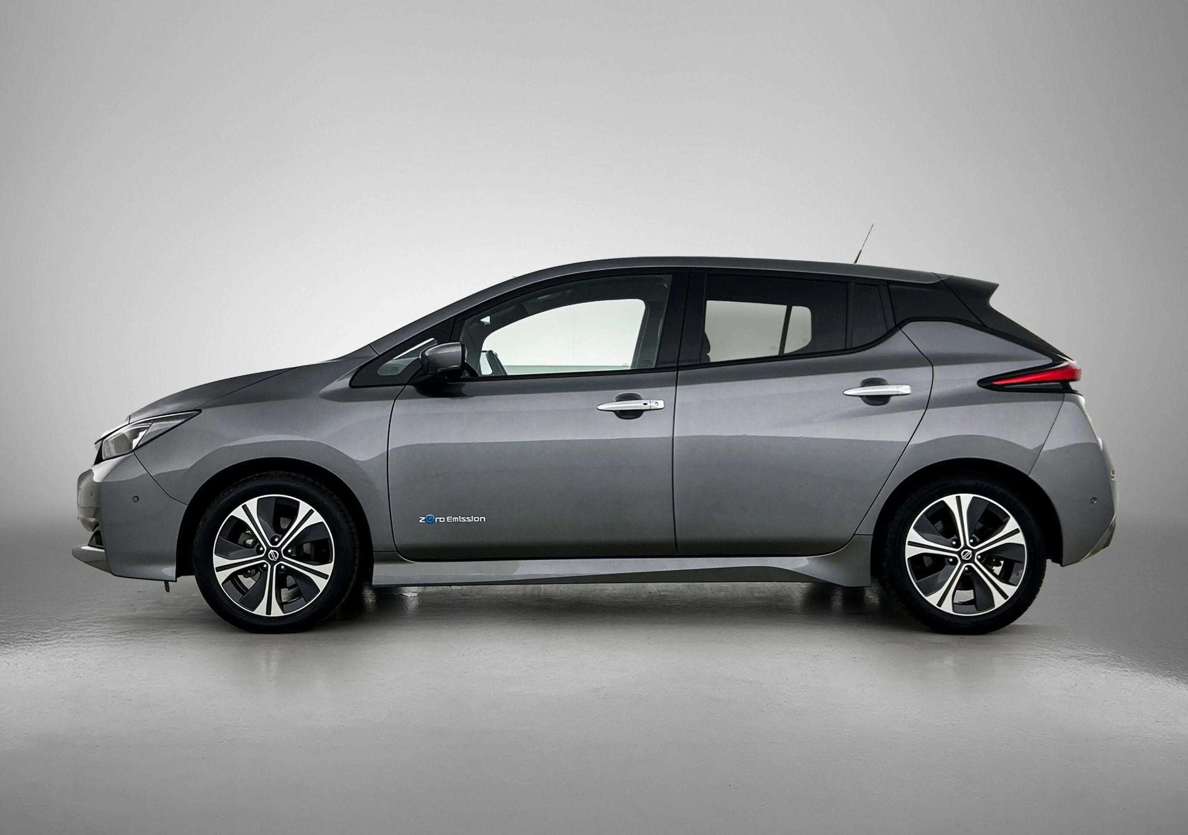 Nissan Leaf Tekna 40kWh — photo 6