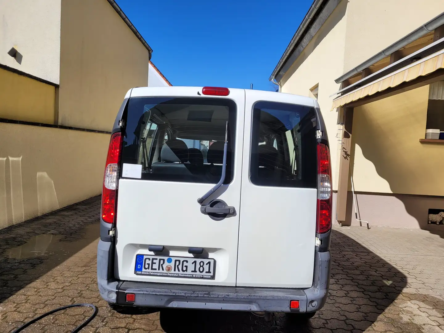 Fiat Doblo Weiß - 1