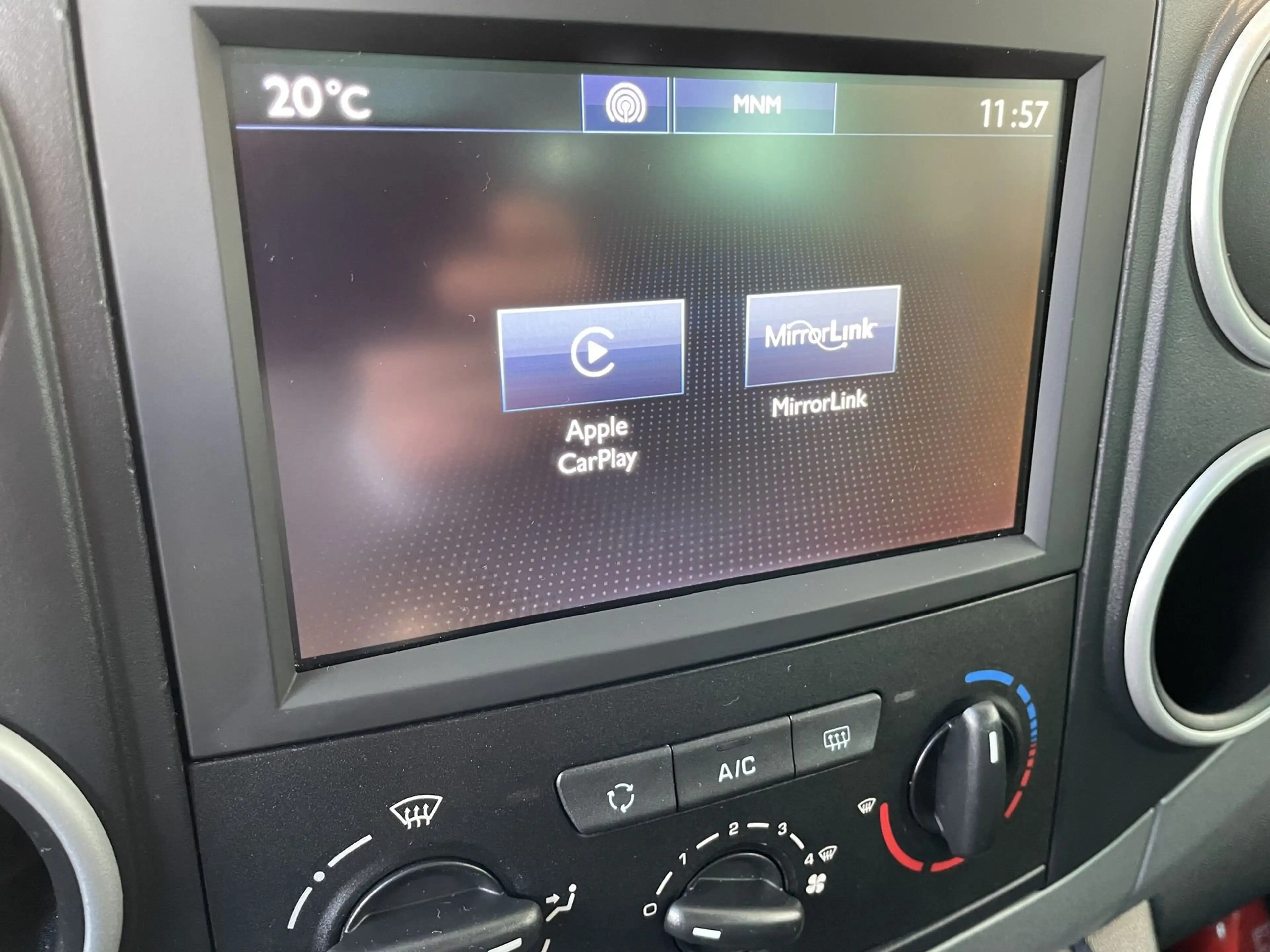 Peugeot Partner 2 Schuifdeuren / Navigatie / Carplay / Cruise control / Trekhaak — photo 14