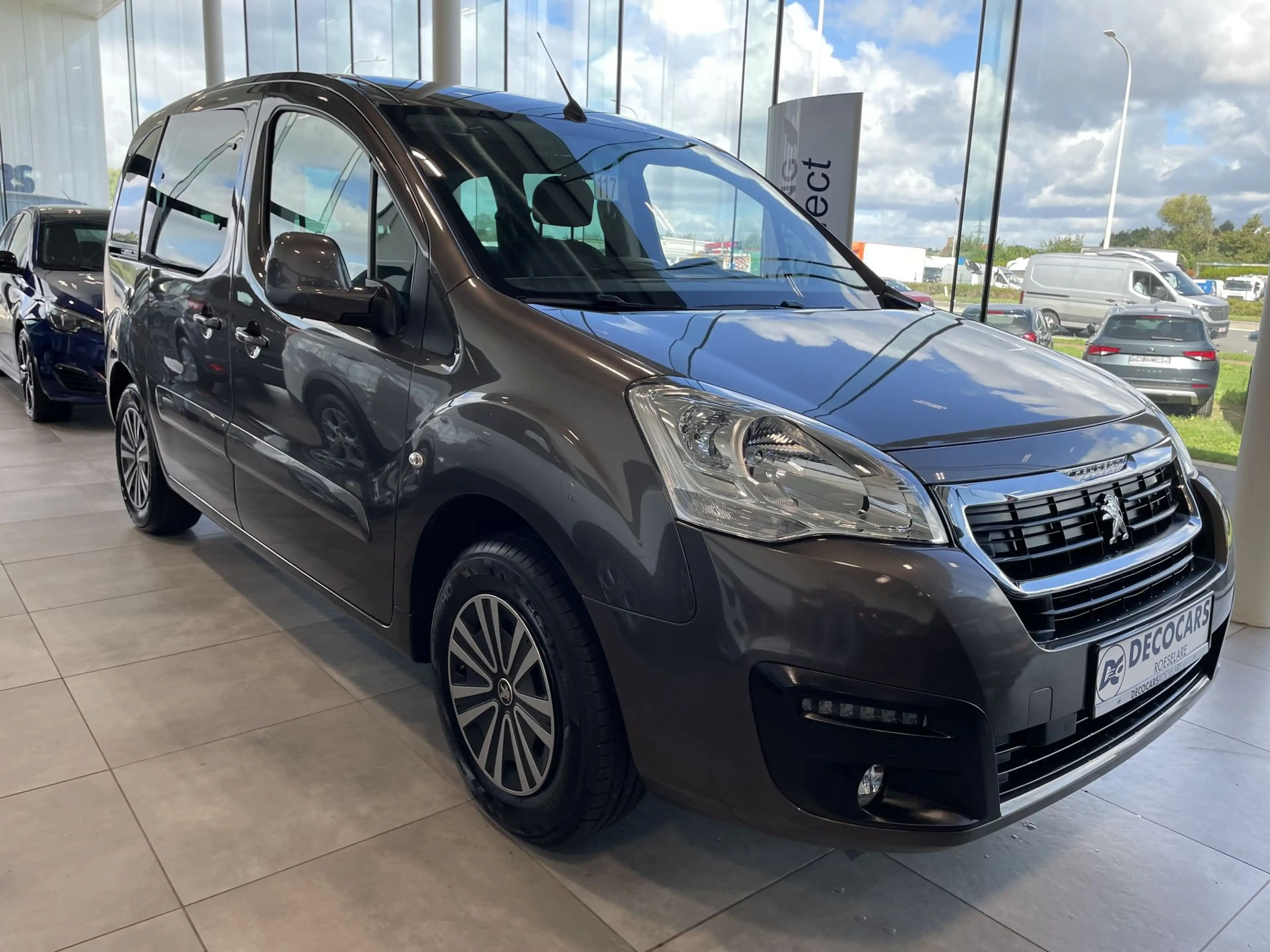 Peugeot Partner 2 Schuifdeuren / Navigatie / Carplay / Cruise control / Trekhaak — photo 6