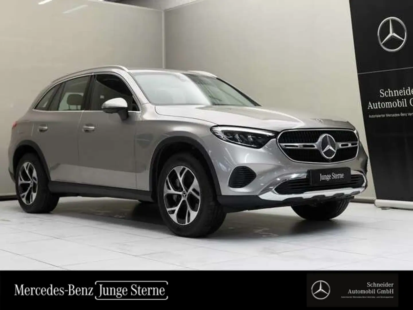 Mercedes-Benz GLC 300 de 4MATIC SpurW LM Navi LM KAM ParkAss. Argent - 1