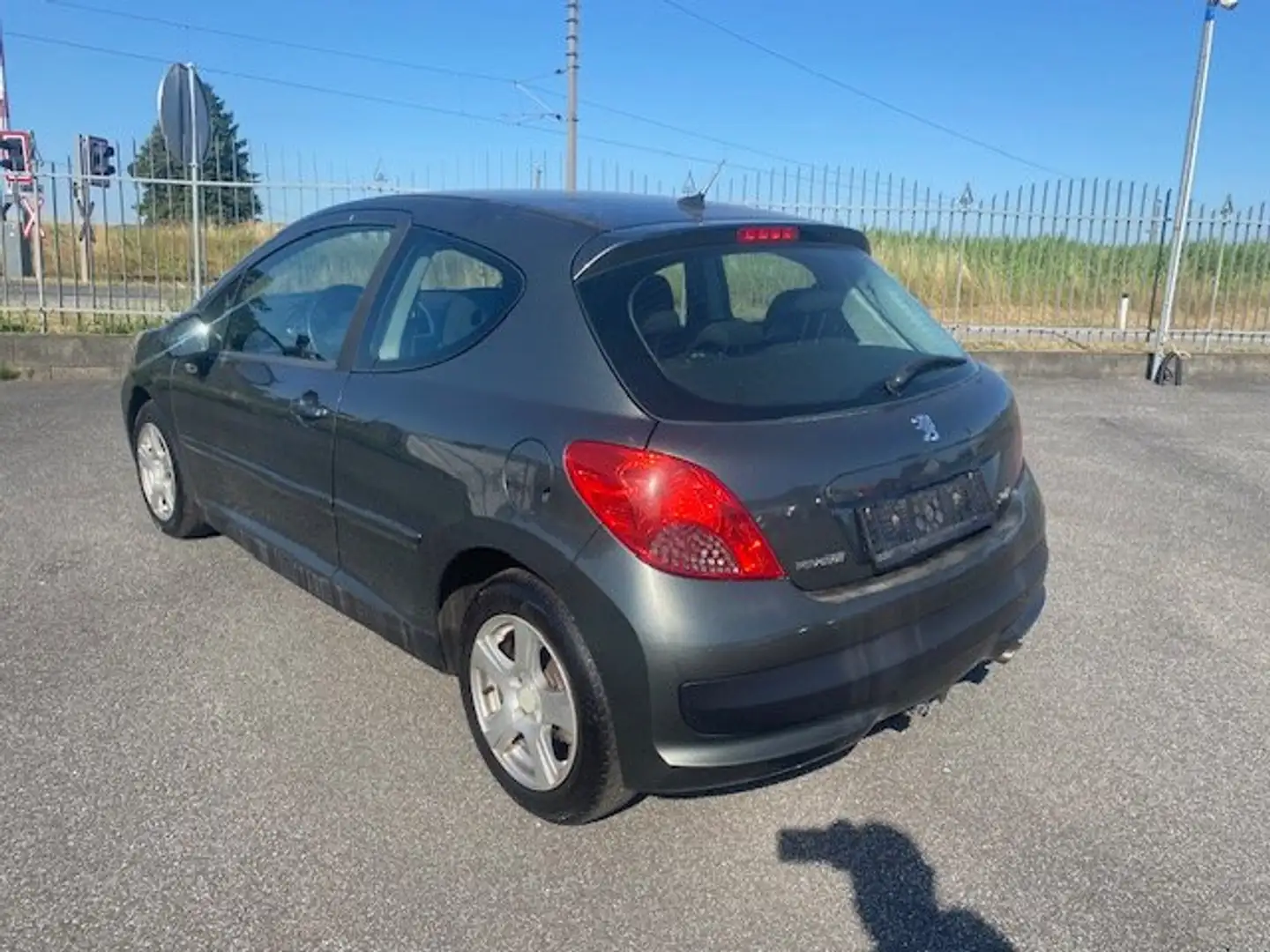 Peugeot 207 Active 1,6 16VKLIMA ***EXPORT*** Gris - 2