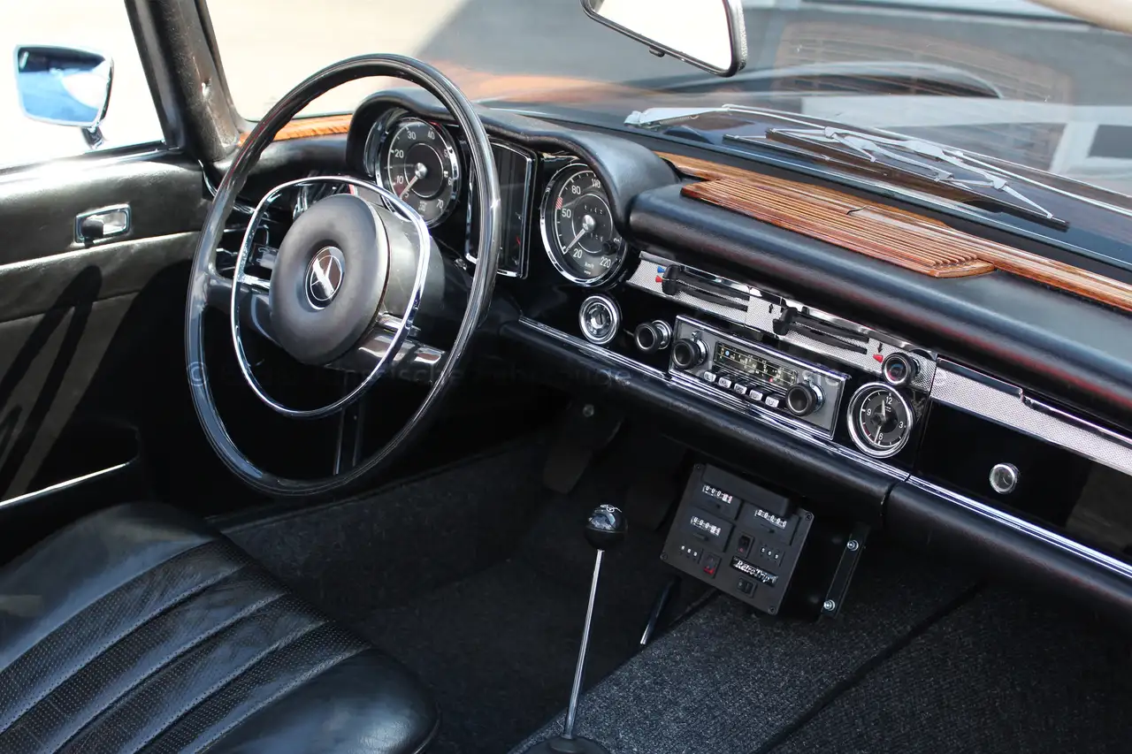 Mercedes-Benz 280SL Pagode, foto 10