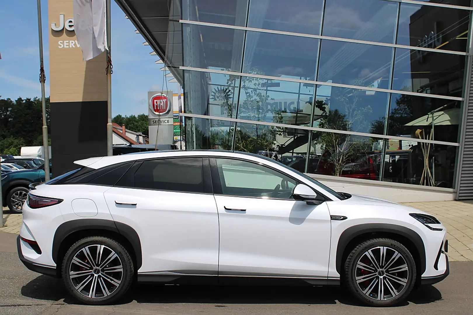 BYD Sealion 7 Excellence Österreich Paket 91.5 kWh AWD Weiß - 2
