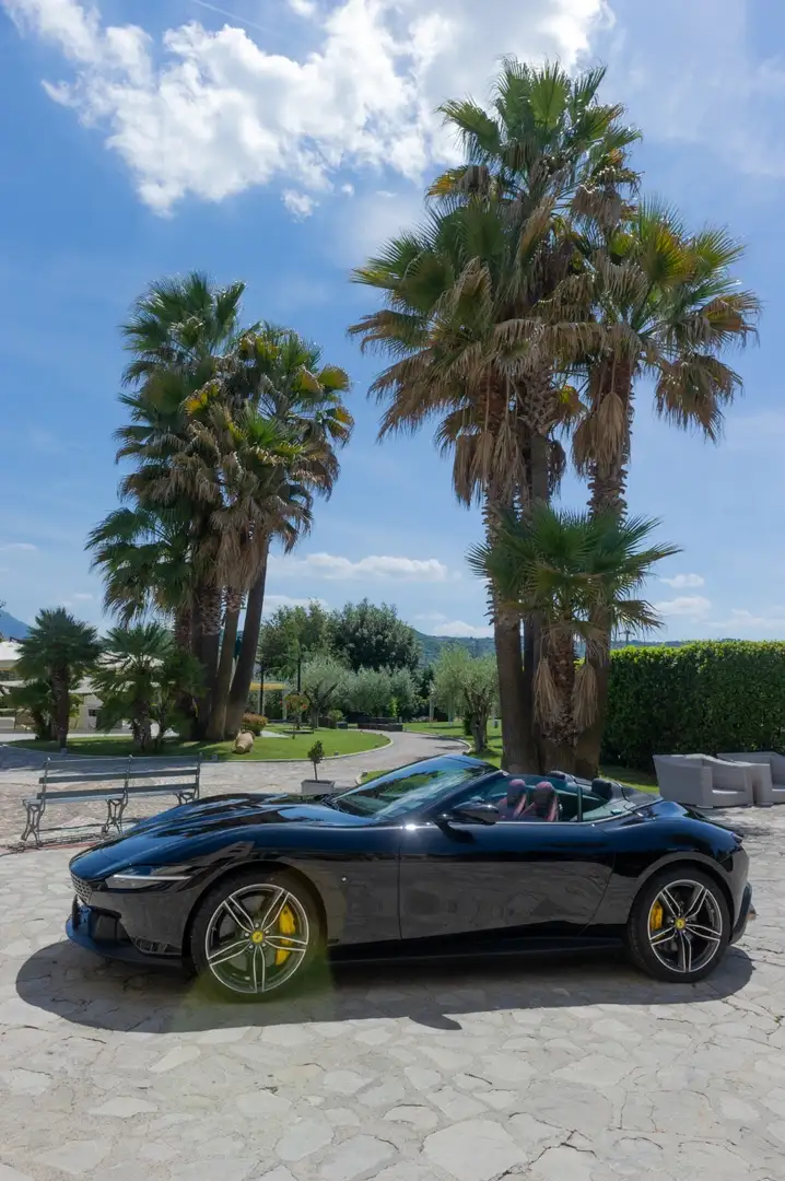 Ferrari Roma Spider 3.9 F1 dct Noir - 2