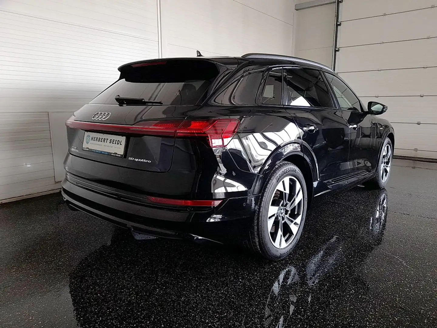 Audi e-tron 50 quattro S-LINE *NP € 88.330,- / MATRIX-LED /... Negru - 2