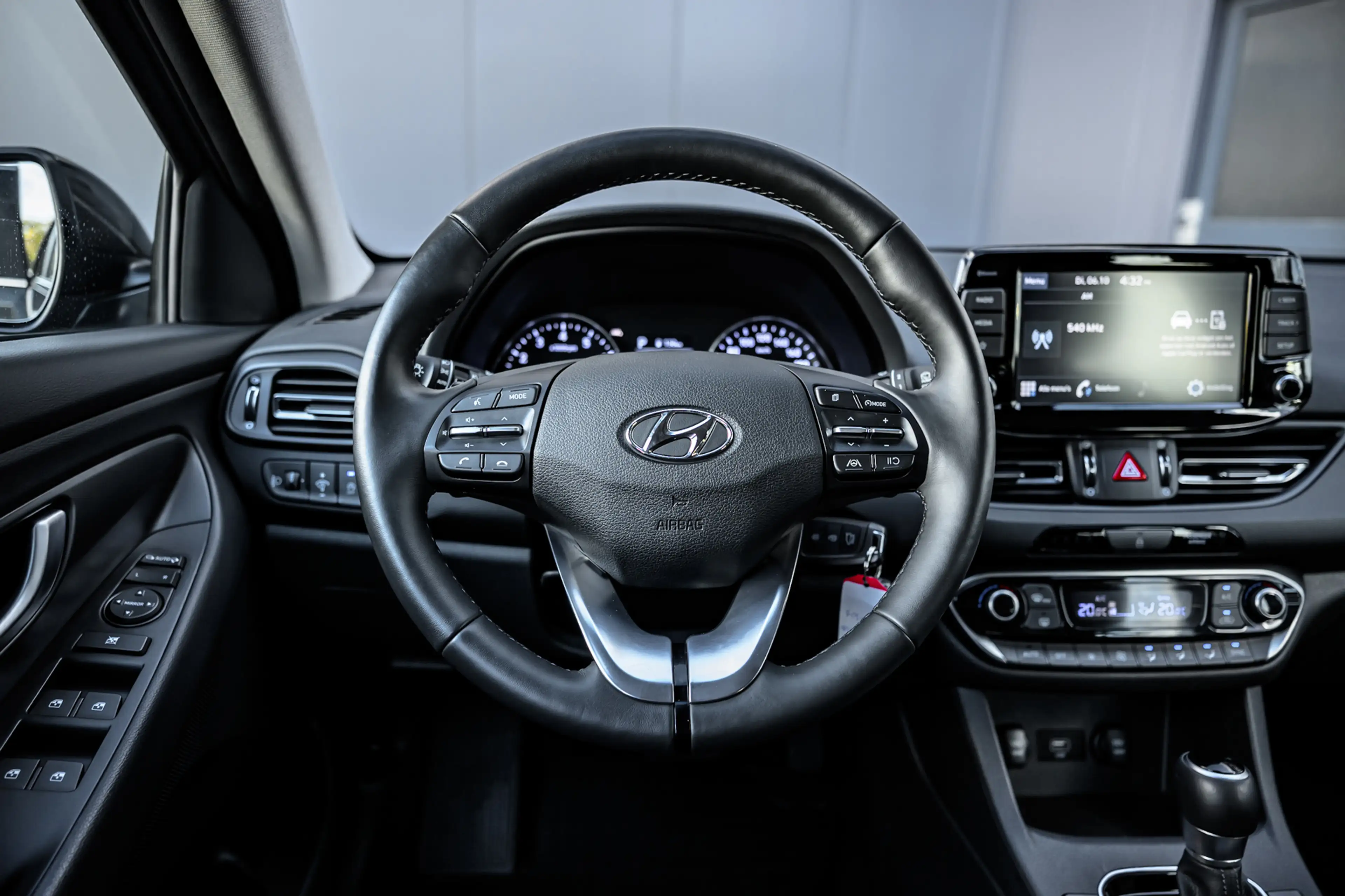 Hyundai i30 Wagon|Navi|Cruise|Camera 1.0 T-GDi MHEV Comfort Sm — photo 12