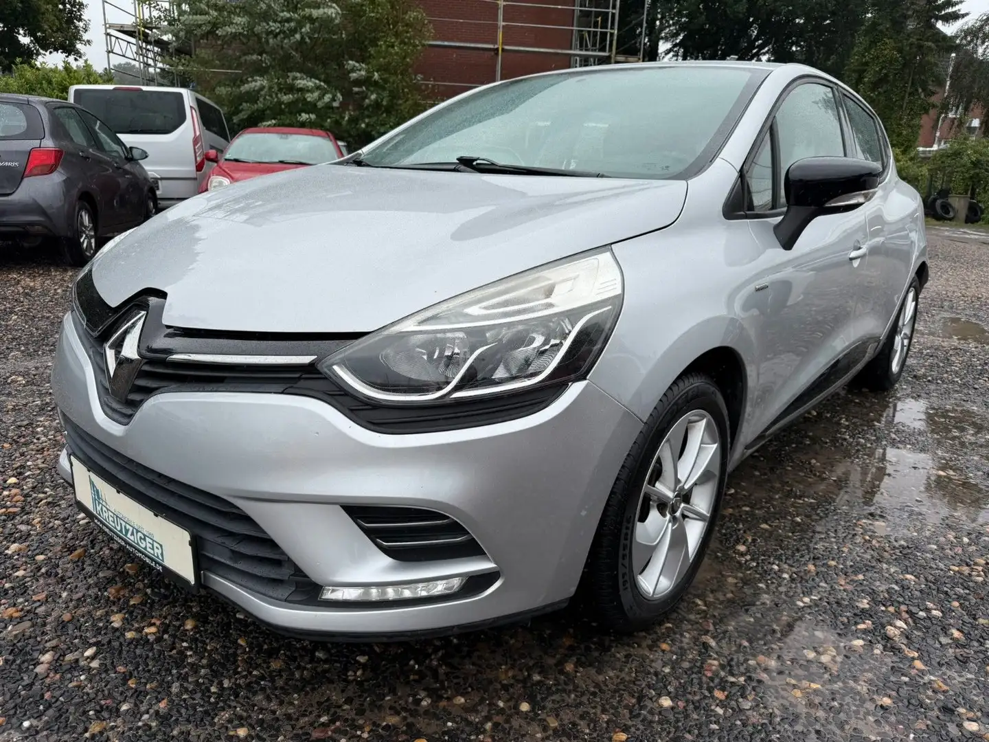 Renault Clio IV Limited Automatik Plateado - 1