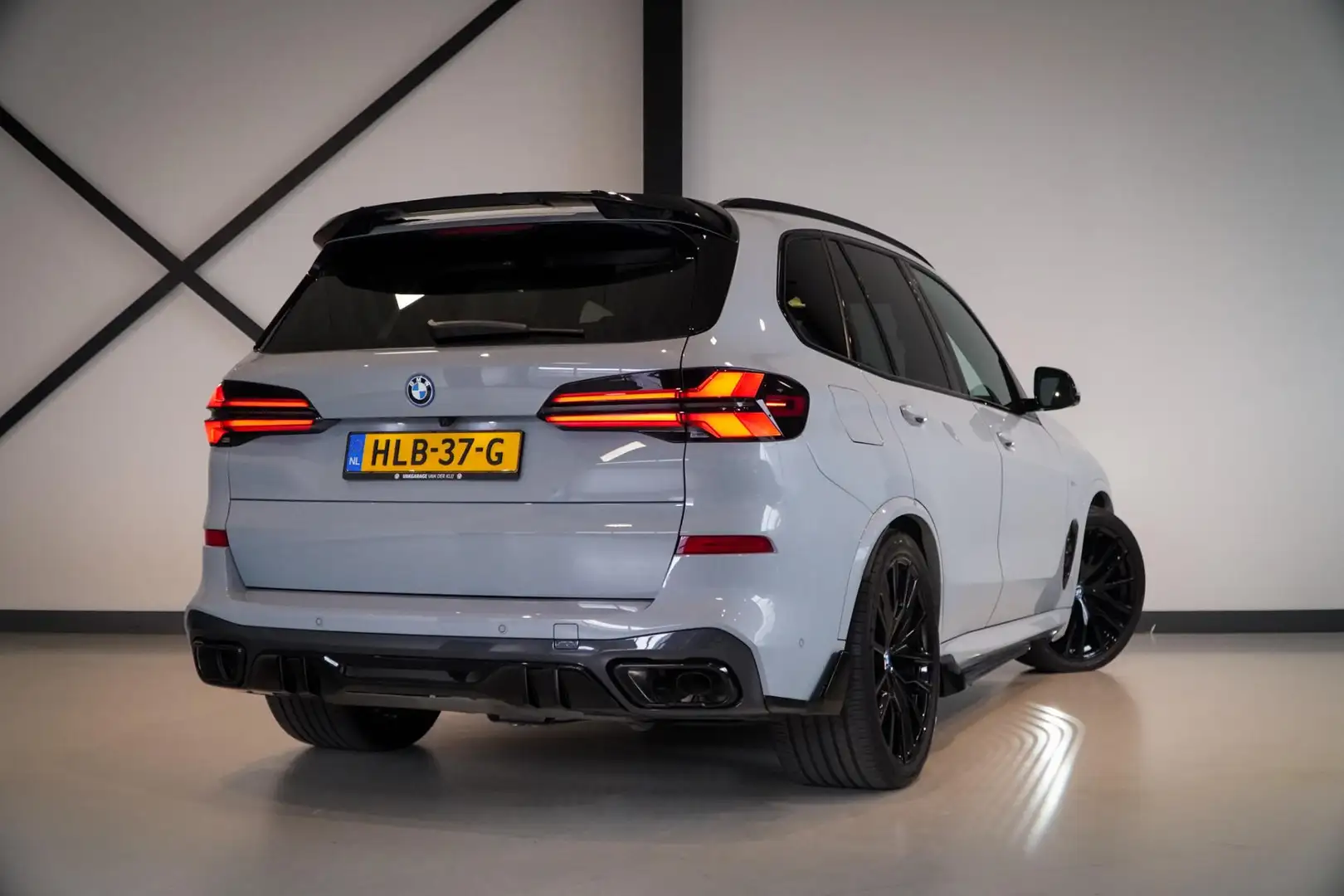 BMW X5 XDrive50e M-Sport Pro | Panorama | Trekhaak | H/K Grau - 2