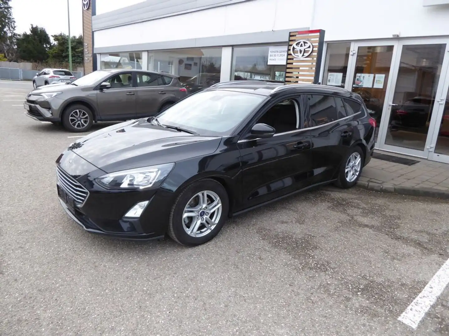 Ford Focus Traveller 1,5 EcoBlue *LED*NAVI*KEYLESS* Noir - 2