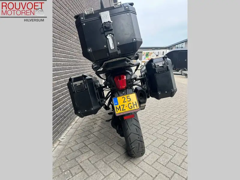 Triumph Tiger 1200 - foto 8