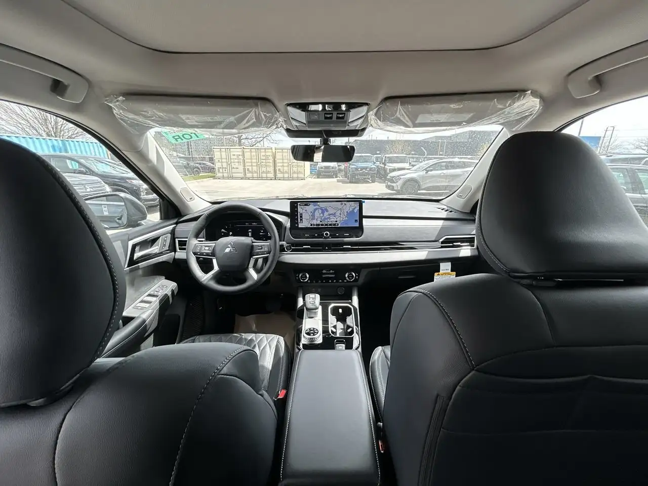 Mitsubishi Outlander снимка Mitsubishi Outlander