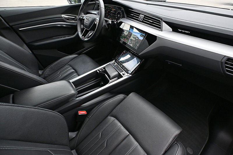 Audi Q8 e-tron Q8 55 e-tron quattro 106kWh S Line NP € 119k AH... — photo 5
