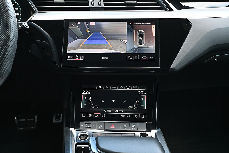 Audi Q8 e-tron Q8 55 e-tron quattro 106kWh S Line NP € 119k AH... — photo 10