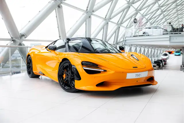 McLaren 750S Spider 4.0 V8 | Papaya Spark | Electrochromic Roof