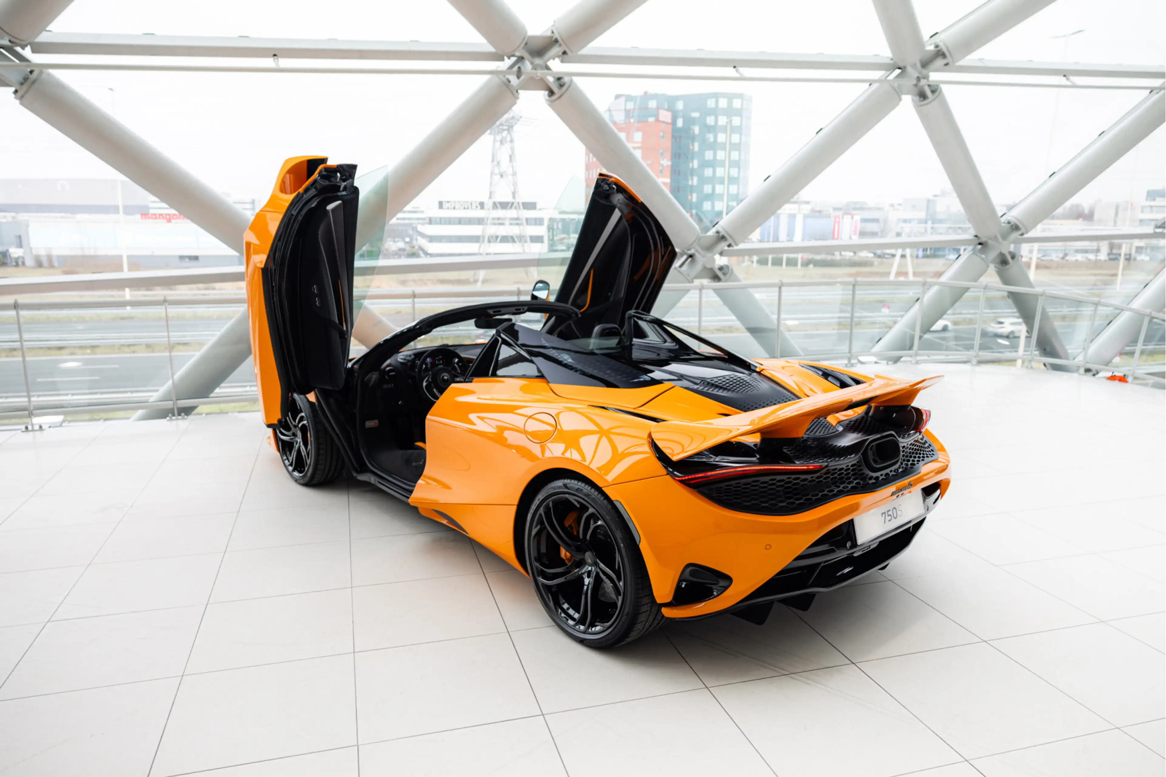 McLaren 750S Spider 4.0 V8 | Papaya Spark | Electrochromic Roof — photo 12