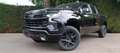 Chevrolet Silverado Trail Boss 6.2L V8 €59.900,-excl btw. Schwarz - thumbnail 3