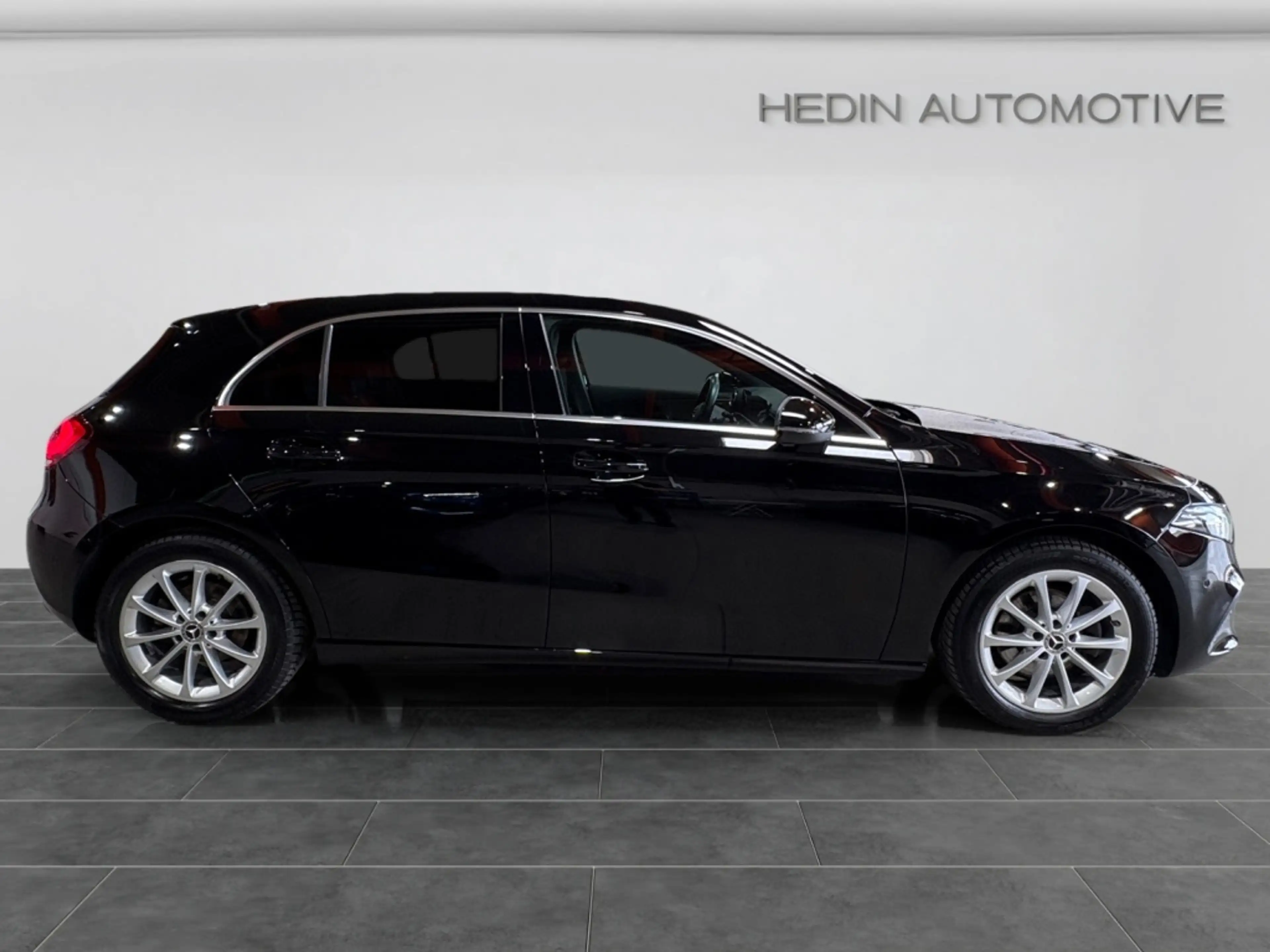 Mercedes-Benz A 200 d PROGRESSIVE|LED|DISTR|STHZ|SHZ|CARPLAY — photo 7
