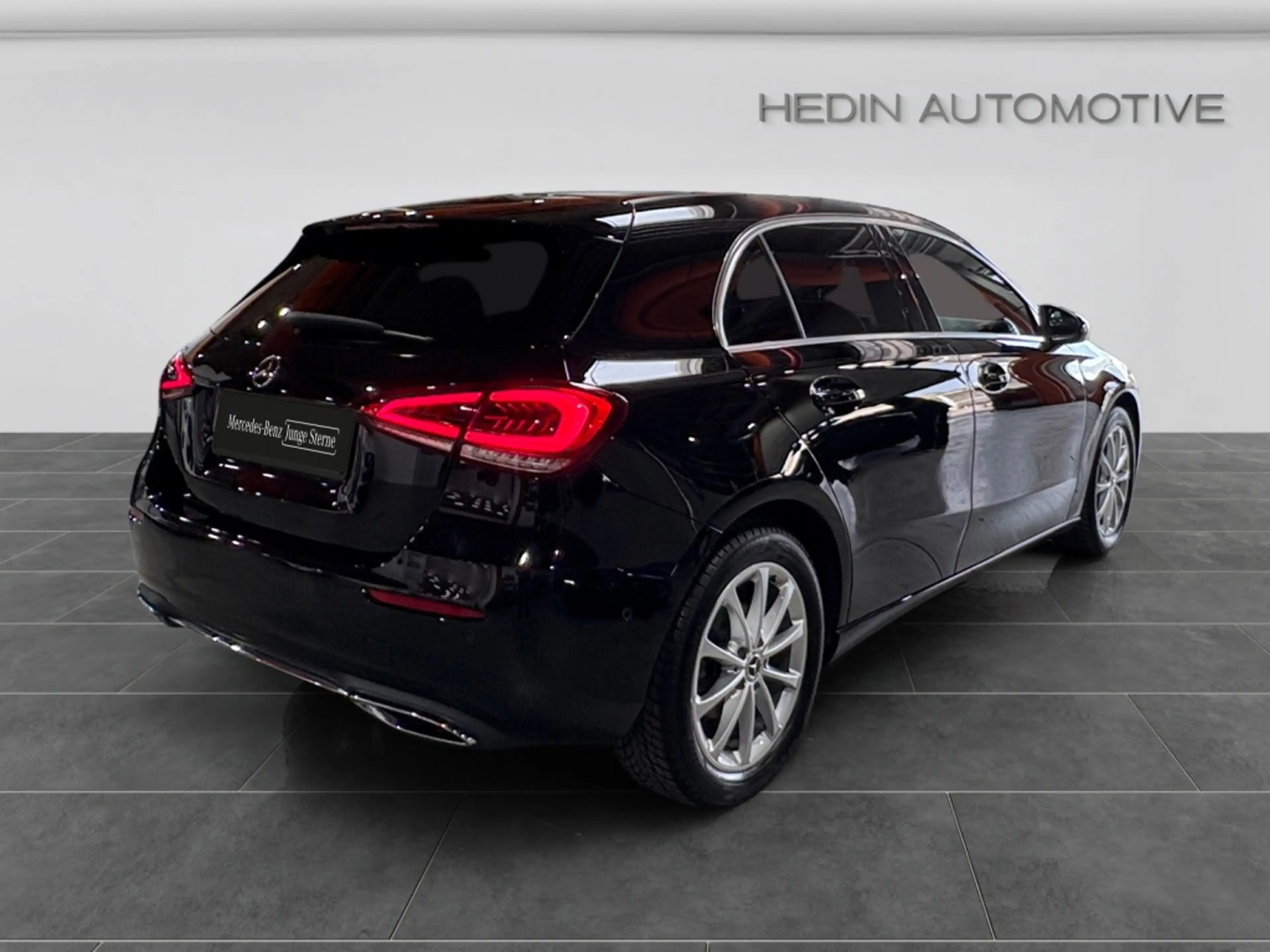 Mercedes-Benz A 200 d PROGRESSIVE|LED|DISTR|STHZ|SHZ|CARPLAY — photo 6