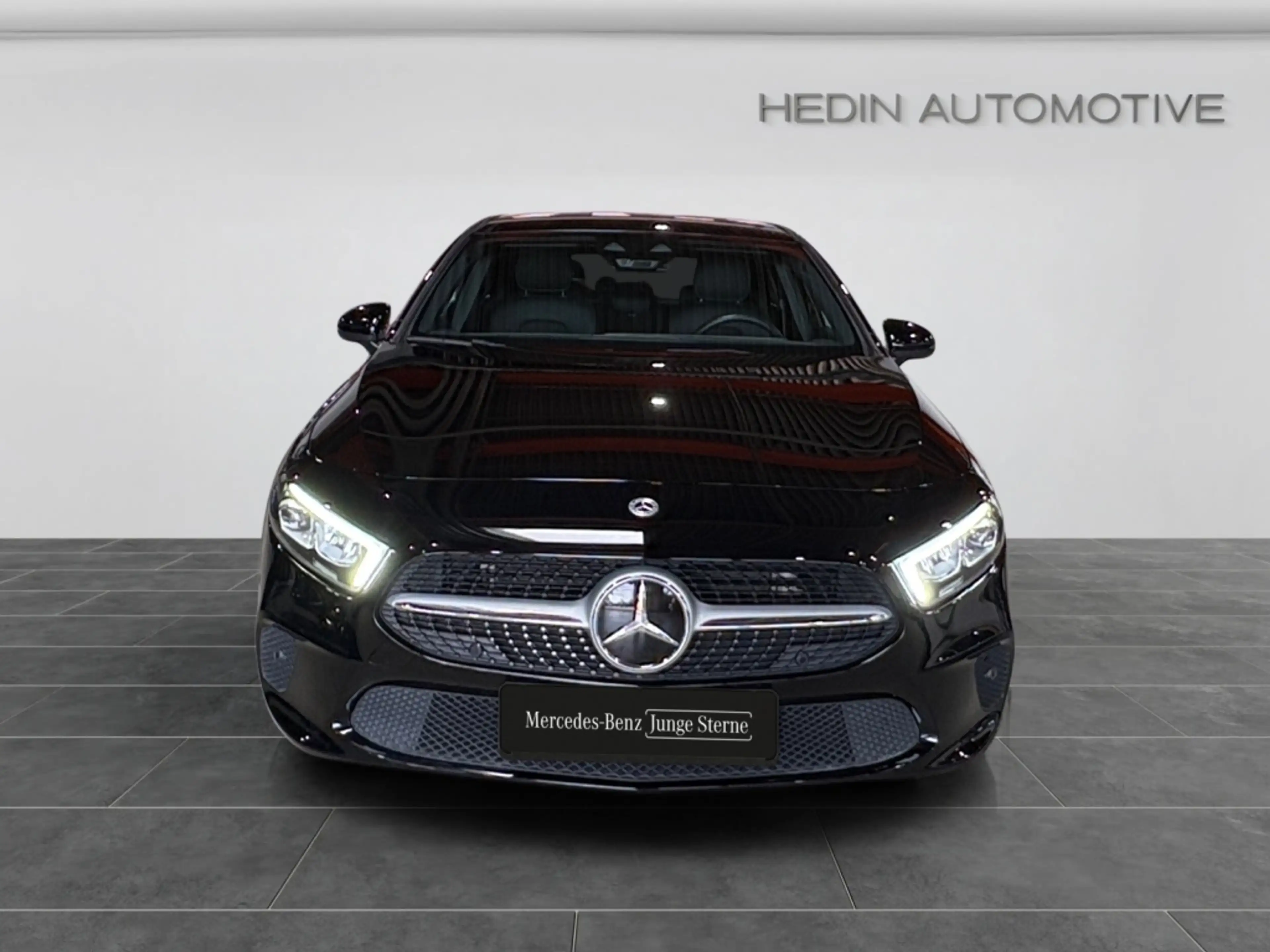 Mercedes-Benz A 200 d PROGRESSIVE|LED|DISTR|STHZ|SHZ|CARPLAY — photo 9