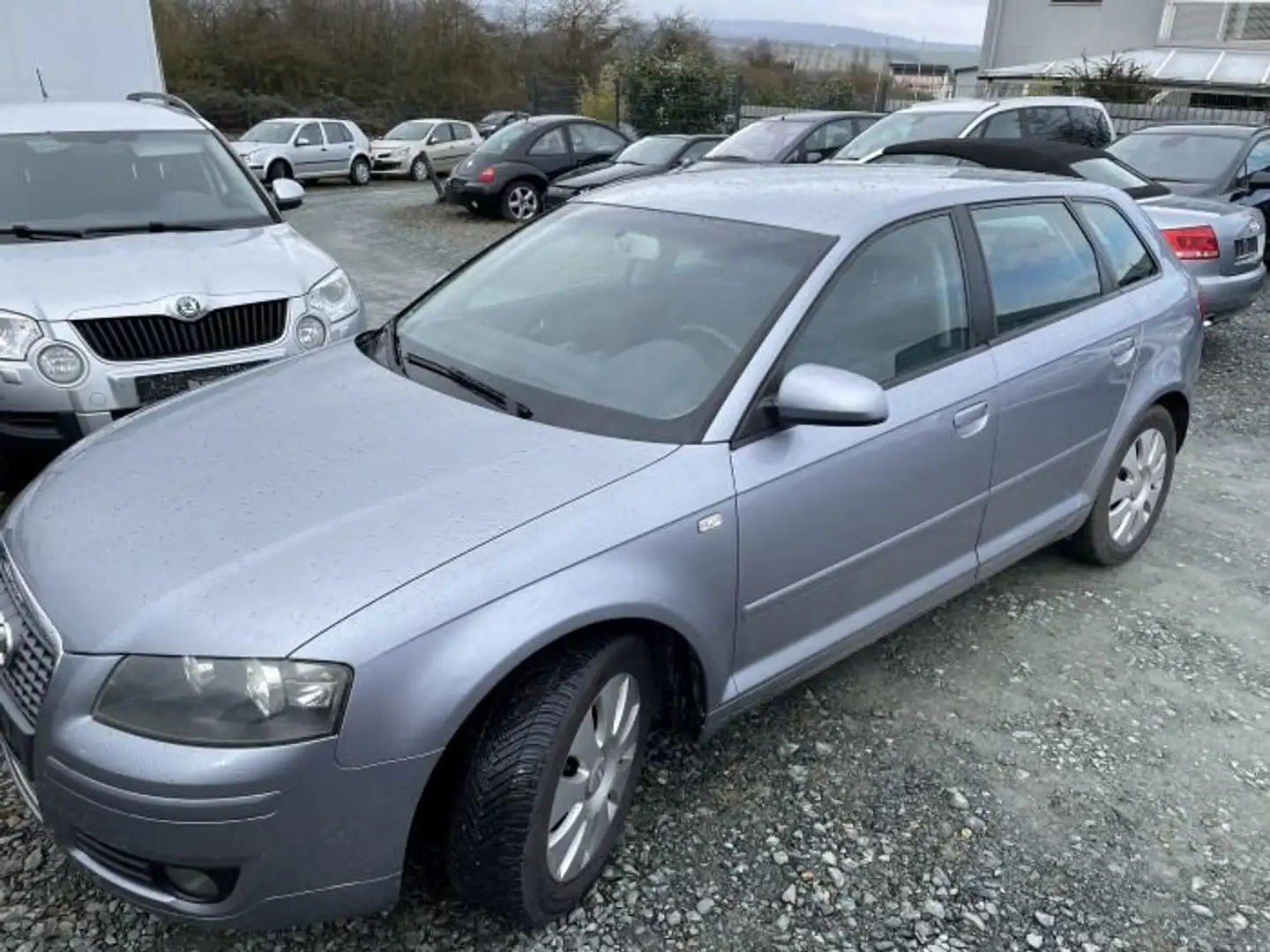 Audi A3 1.6 FSI Sportback Attraction Silber - 1