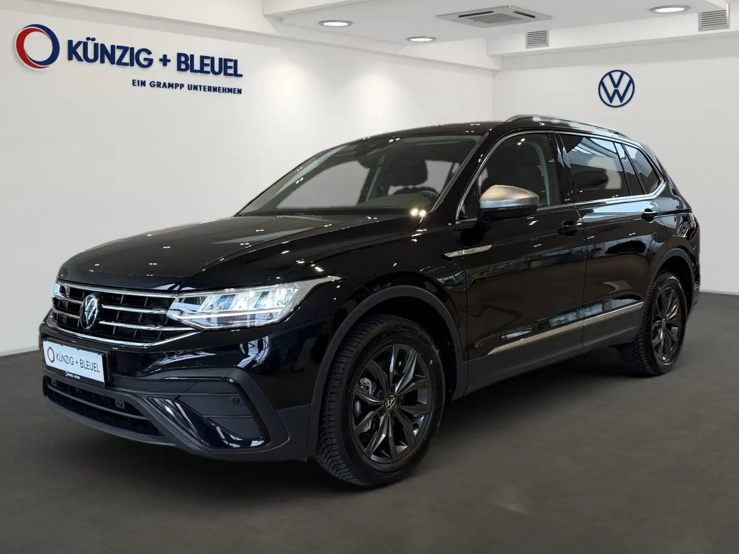 Volkswagen Tiguan Allspace MOVE 2,0 l TDI DSG*Nav*ACC*LED*C Чорний - 2