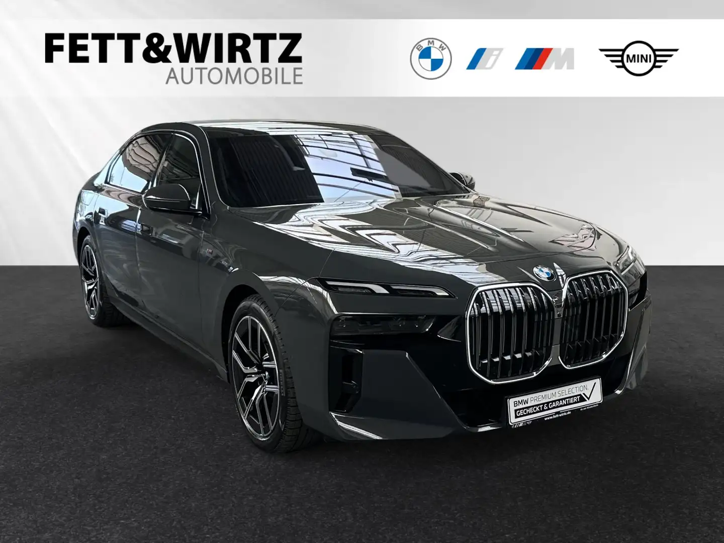 BMW 740 d xDrive M Sport|Fond-Entertainement|Panorama Gris - 1