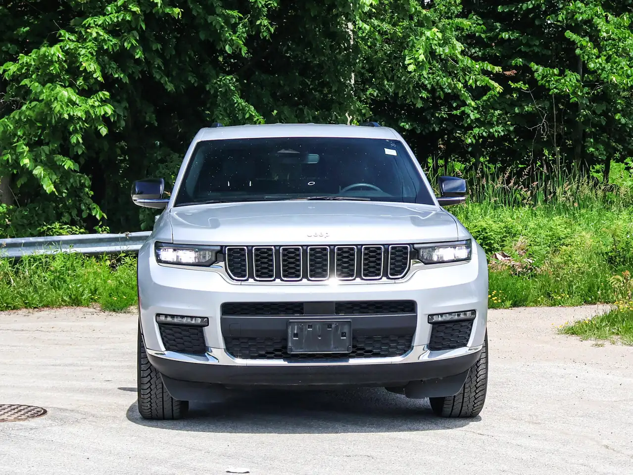 Jeep Grand Cherokee photo Jeep Grand Cherokee