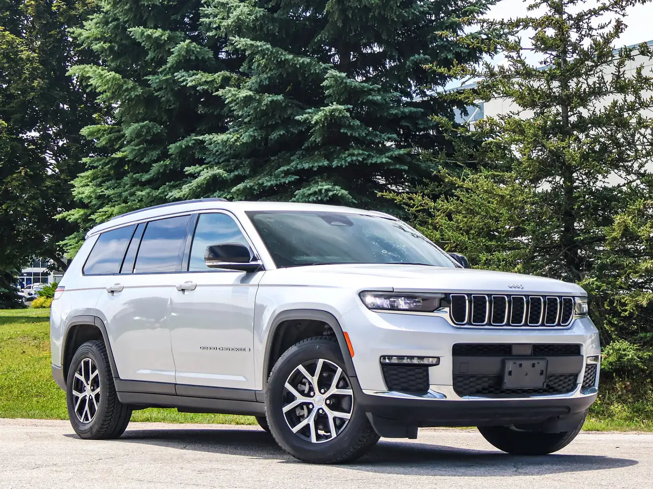 Jeep Grand Cherokee photo Jeep Grand Cherokee