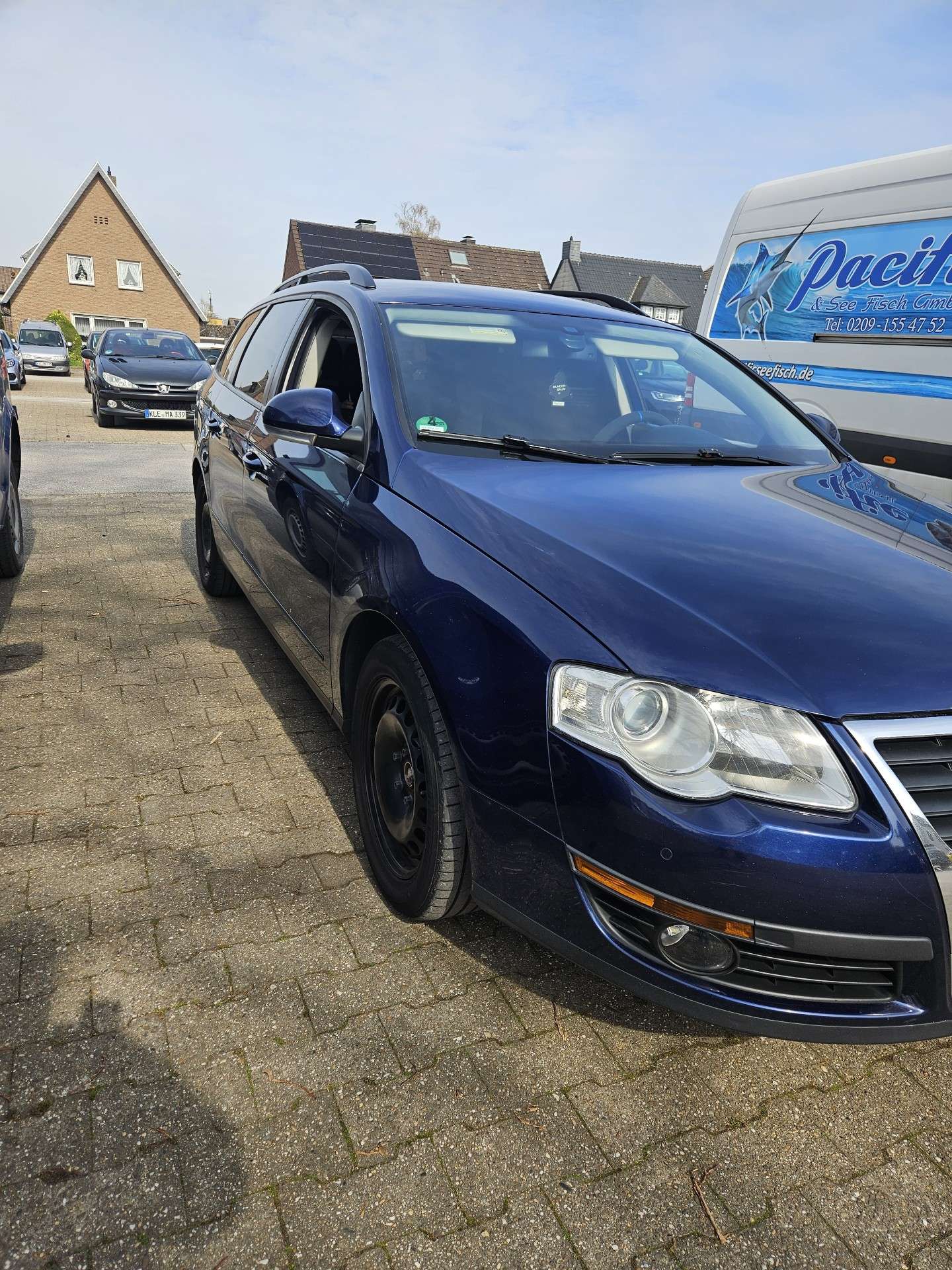 Second hand Volkswagen Passat 1.6