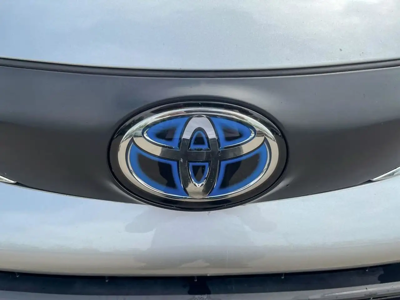 Toyota Sienna photo Toyota Sienna